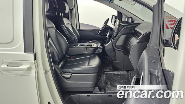 Hyundai Staria Cargo 3-Seater Modern 2022 — фото 26