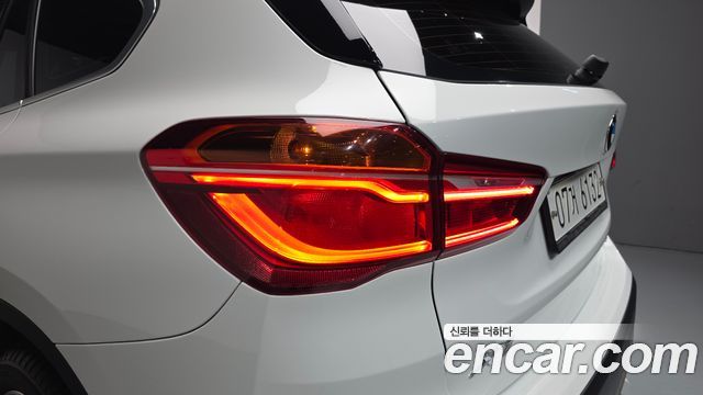 BMW X1 (F48) xDrive 18d Premium 2019 — фото 23
