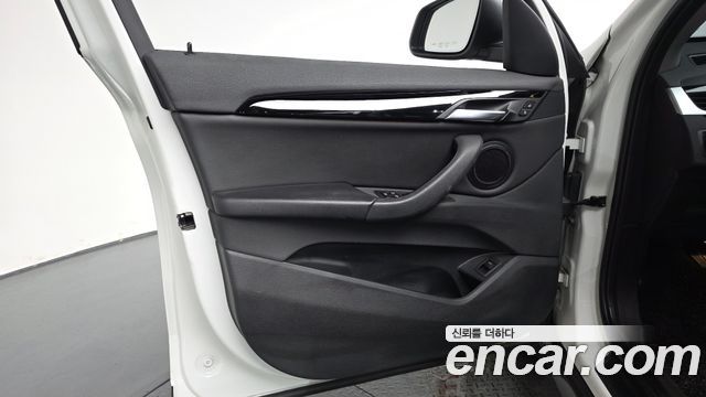 BMW X1 (F48) xDrive 18d Premium 2019 — фото 24