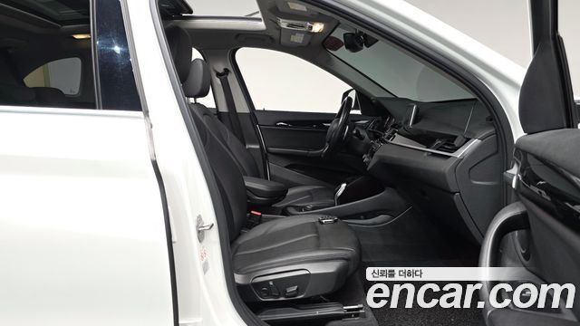 BMW X1 (F48) xDrive 18d Premium 2019 — фото 26