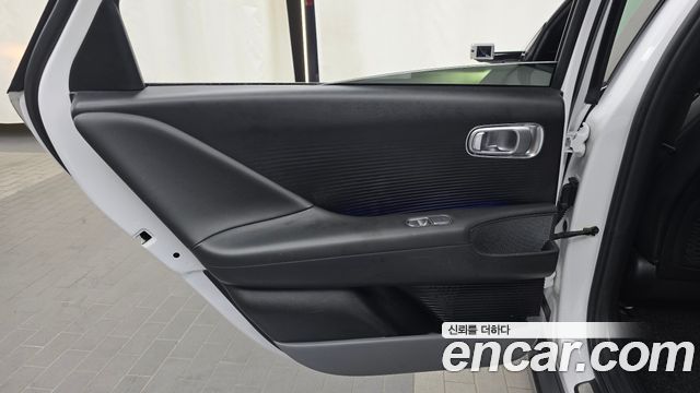 Hyundai Ioniq 6 Long Range Prestige 2023 — фото 25