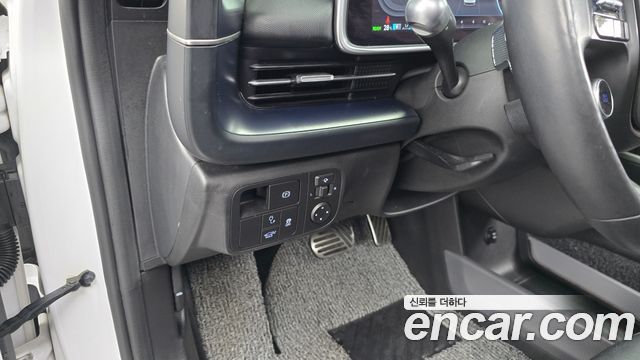 Hyundai Ioniq 6 Long Range Prestige 2023 — фото 28