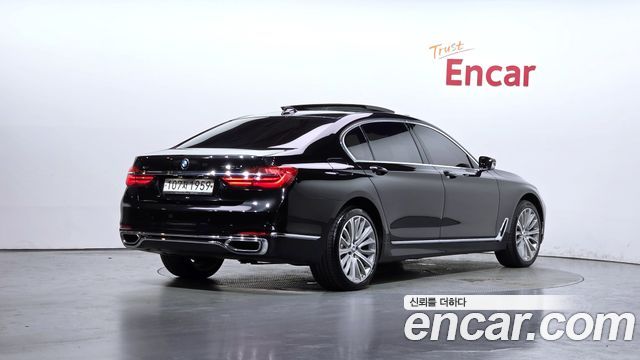BMW 7 Series (G11) 750Li xDrive 2016 — фото 2