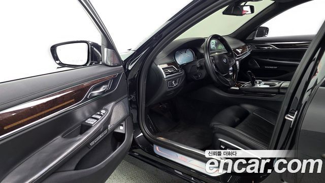 BMW 7 Series (G11) 750Li xDrive 2016 — фото 11