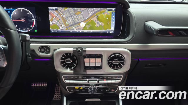 Mercedes-Benz G-Class (W463b) G400d 2023 — фото 19