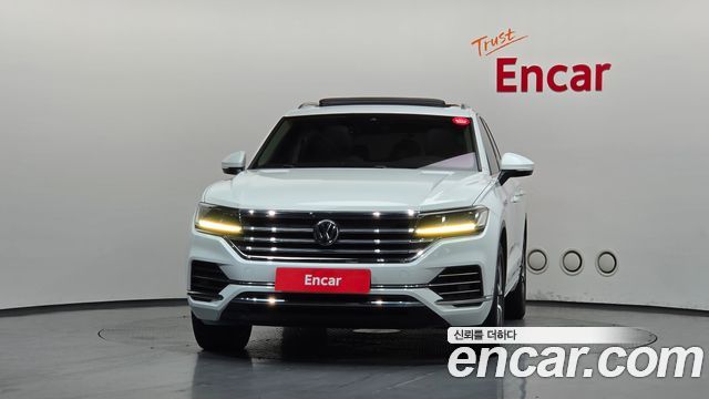Volkswagen Touareg (III) 3.0 TDI Prestige 2020 — фото 3