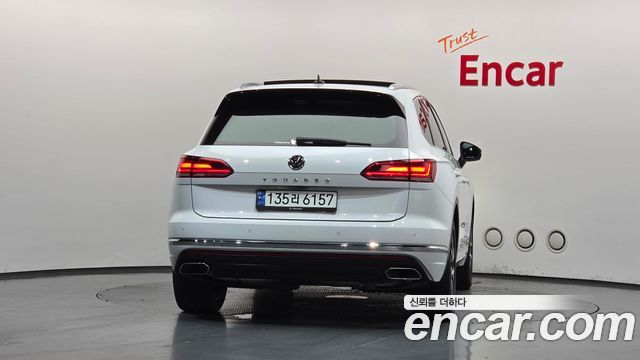 Volkswagen Touareg (III) 3.0 TDI Prestige 2020 — фото 4