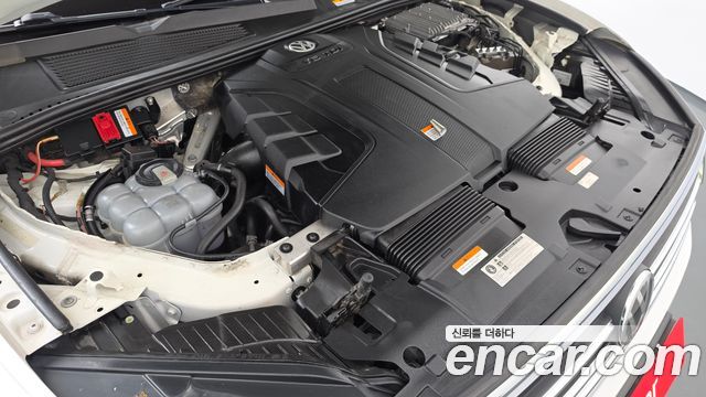 Volkswagen Touareg (III) 3.0 TDI Prestige 2020 — фото 6