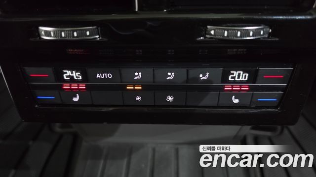 Volkswagen Touareg (III) 3.0 TDI Prestige 2020 — фото 20