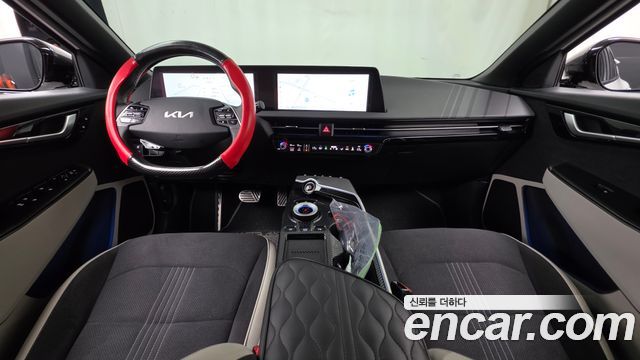 Kia EV6 Long Range GT Line 2023 — фото 7