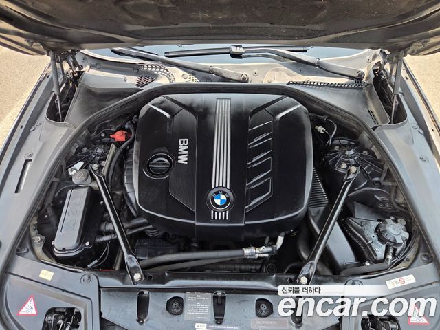 BMW 5 Series (F10) 520d 2011 — фото 22
