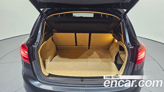 BMW 2 Series Active Tourer (F45) Sports Final Edition 2021 — фото 30