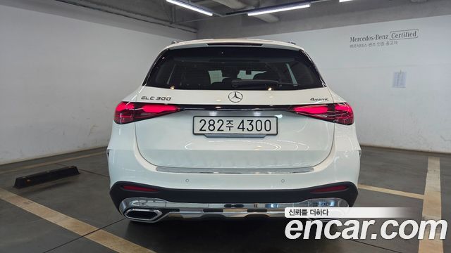 Mercedes-Benz GLC-Class (X254) GLC300 4MATIC AMG Line 2025 — фото 4