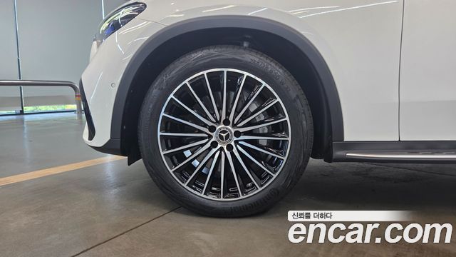 Mercedes-Benz GLC-Class (X254) GLC300 4MATIC AMG Line 2025 — фото 5