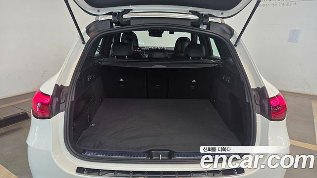 Mercedes-Benz GLC-Class (X254) GLC300 4MATIC AMG Line 2025 — фото 23