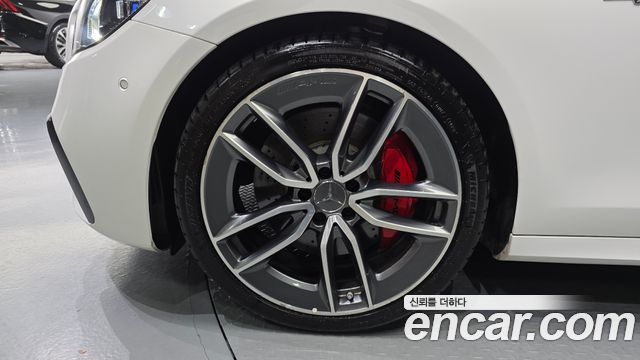 Mercedes-Benz E-Class (W213) E53 AMG 4MATIC+ 2022 — фото 5