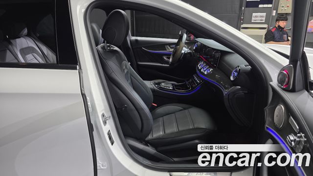 Mercedes-Benz E-Class (W213) E53 AMG 4MATIC+ 2022 — фото 12