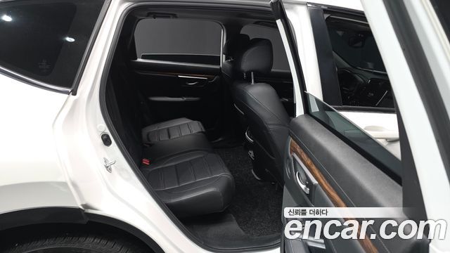 Honda CR-V (V) 2.0 Hybrid Touring 4WD 2022 — фото 12