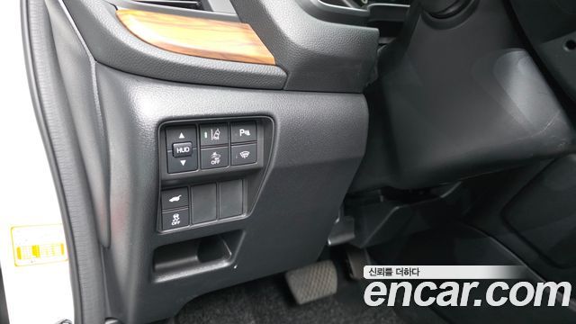 Honda CR-V (V) 2.0 Hybrid Touring 4WD 2022 — фото 29