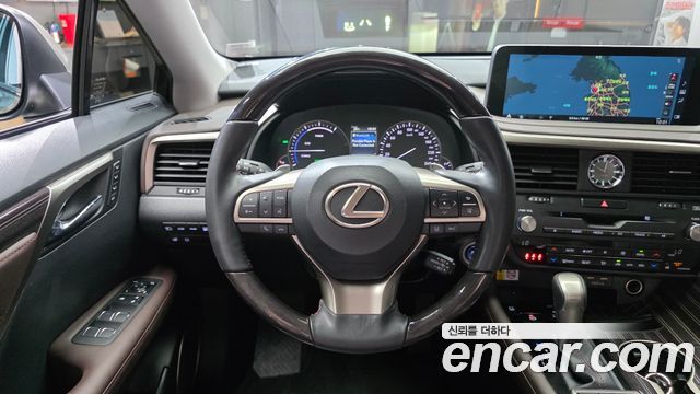 Lexus RX450h (IV) Executive 2021 — фото 12