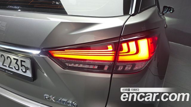 Lexus RX450h (IV) Executive 2021 — фото 23