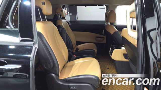 Kia Carnival (IV) Gasoline 9-Seater Noblesse 2023 — фото 12