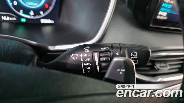 Hyundai Santa Fe Gasoline 2.5T 2WD Calligraphy 2023 — фото 28