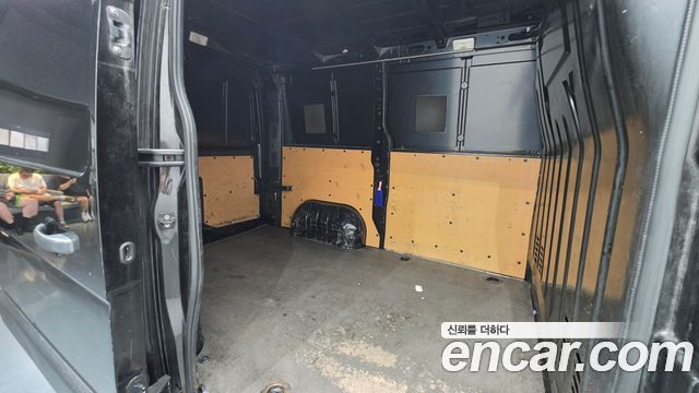 Renault Korea Master 2.3 Van S 2019 — фото 26
