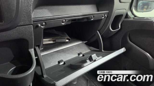 Renault Korea Master 2.3 Van S 2019 — фото 31