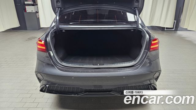 Kia K3 (II) 1.6 Prestige 2024 — фото 15