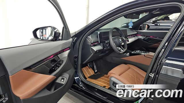 BMW 5 Series (G60) 530i xDrive M Sport 2026 — фото 10