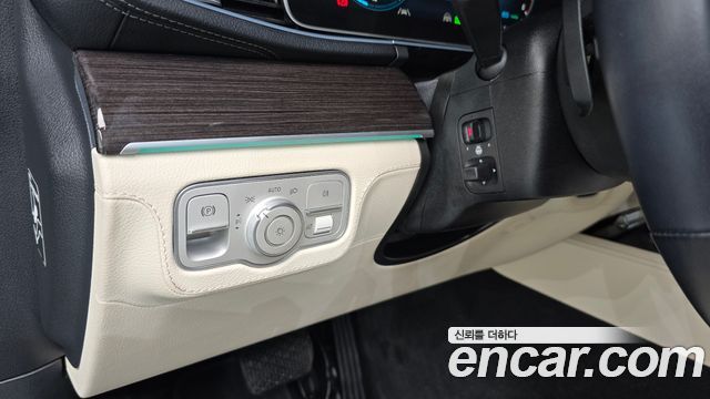 Mercedes-Benz GLE-Class (W167) GLE300d 4MATIC 2023 — фото 23