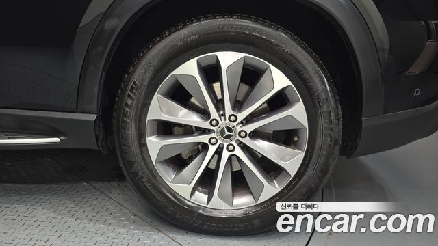 Mercedes-Benz GLE-Class (W167) GLE300d 4MATIC 2023 — фото 27