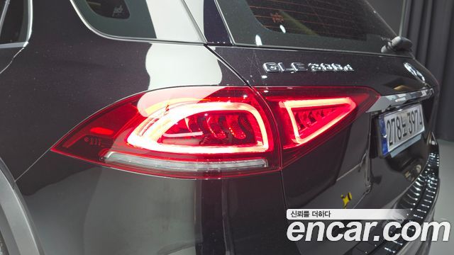 Mercedes-Benz GLE-Class (W167) GLE300d 4MATIC 2023 — фото 29