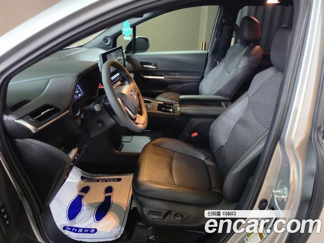 Toyota Sienna (IV) 2.5 Hybrid 2WD 2025 — фото 10