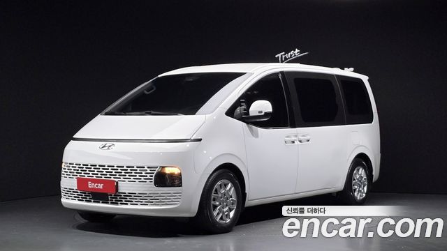 Hyundai Staria 4WD Tourer 9-Seater Modern 2023 — фото 1