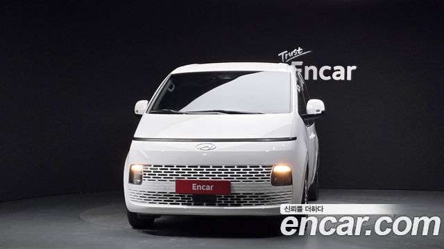 Hyundai Staria 4WD Tourer 9-Seater Modern 2023 — фото 3