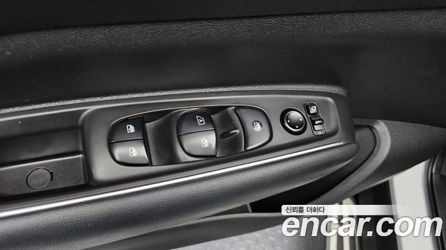 Renault Korea QM6 Gasoline 2WD RE 2018 — фото 29