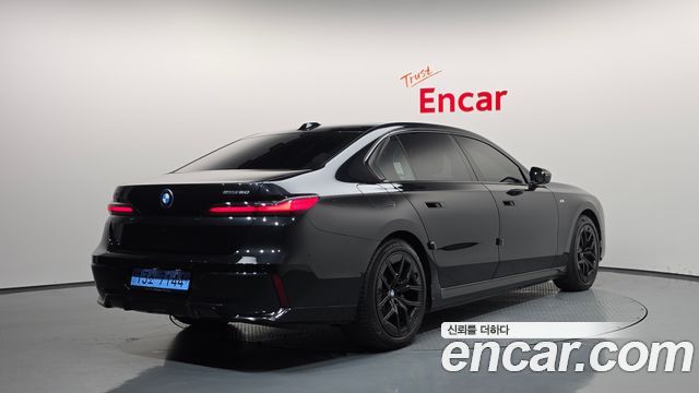 BMW i7 (G70) eDrive 50 M Sport 2024 — фото 2