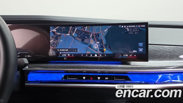 BMW i7 (G70) eDrive 50 M Sport 2024 — фото 12