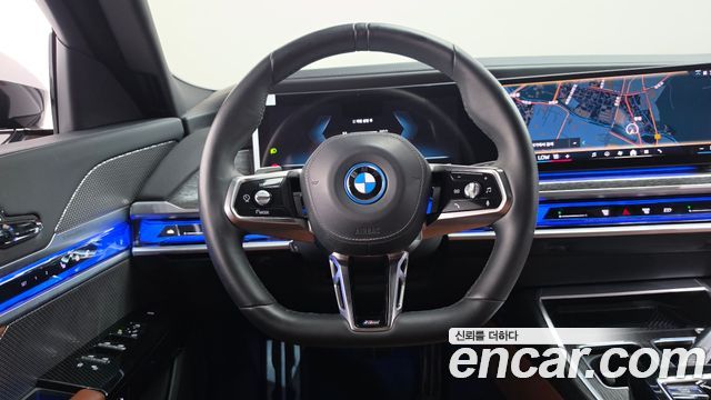 BMW i7 (G70) eDrive 50 M Sport 2024 — фото 13