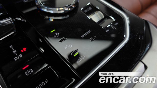 BMW i7 (G70) eDrive 50 M Sport 2024 — фото 15