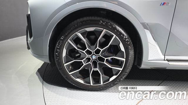 BMW X7 (G07) xDrive 40i M Sport 6STR 2024 — фото 5