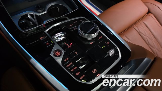 BMW X7 (G07) xDrive 40i M Sport 6STR 2024 — фото 9
