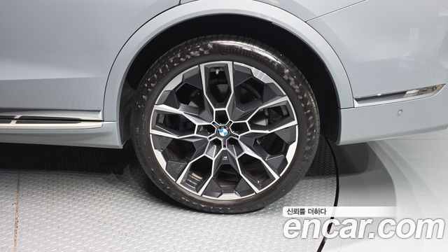 BMW X7 (G07) xDrive 40i M Sport 6STR 2024 — фото 21