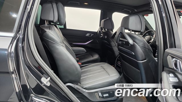 BMW X7 (G07) xDrive 40i M Sport 6STR 2025 — фото 12
