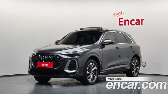 Audi Q5 (80A) 40 TFSI Quattro S Line 2025 — фото 1