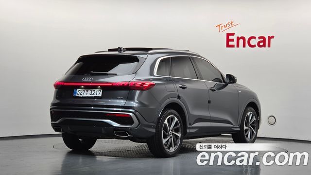 Audi Q5 (80A) 40 TFSI Quattro S Line 2025 — фото 2