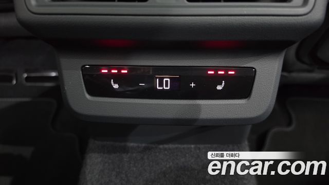 Audi Q5 (80A) 40 TFSI Quattro S Line 2025 — фото 16