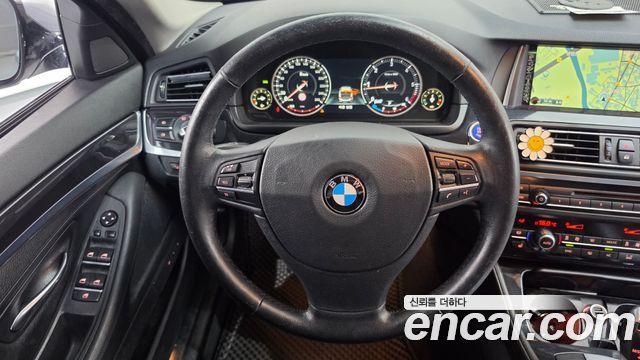 BMW 5 Series (F10) 520d xDrive M Aero Dynamic 2016 — фото 13